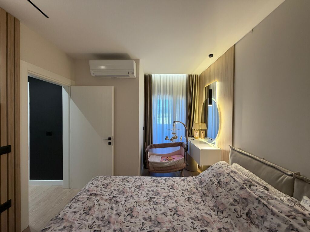 Shitet apartament 2+1+1 tualet  Golden Park Amerikan 3