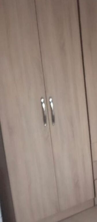 GARSIONERE 25000 LEKE.ISH TREGU ELEKTRIK