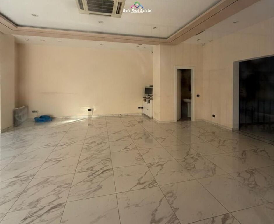 Dyqan Me Qera Tek Rruga E Kavajes (ID BD21822) Tirane