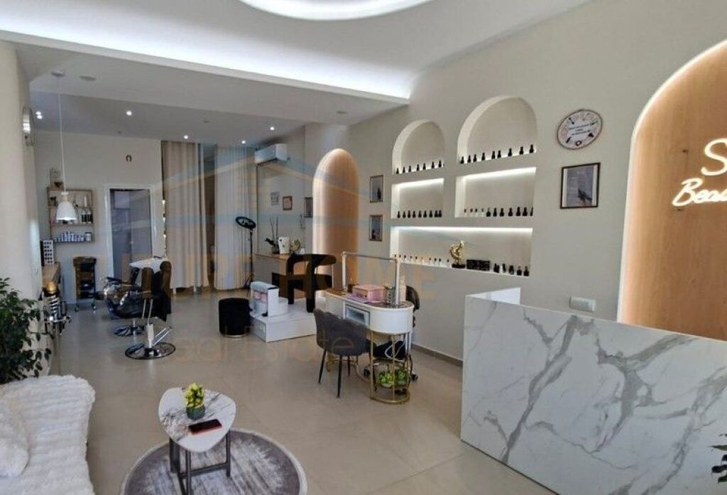 Qira, Ambient Biznesi, Rruga e Kavajës,Tiranë