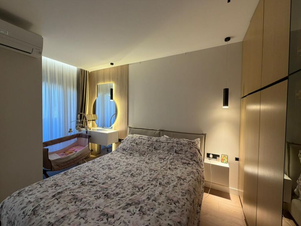 Apartment 2+1+Parking for sale at Golden Park near Amerikan 3.