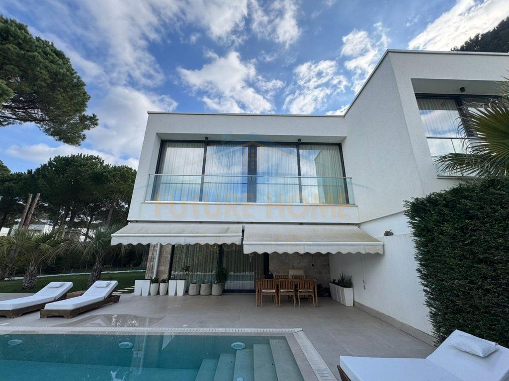 Shitet, Vilë e Bashkangjitur, "San Pietro Residence", Gjiri I Lalëzit