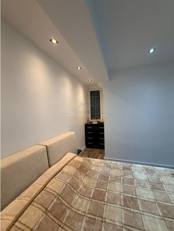 For sale, 2+1 Apartment Laprake, Tirana.