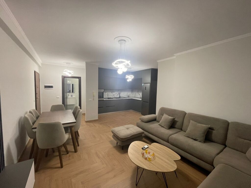 Appartamento 2+1 in affitto ad Astir!