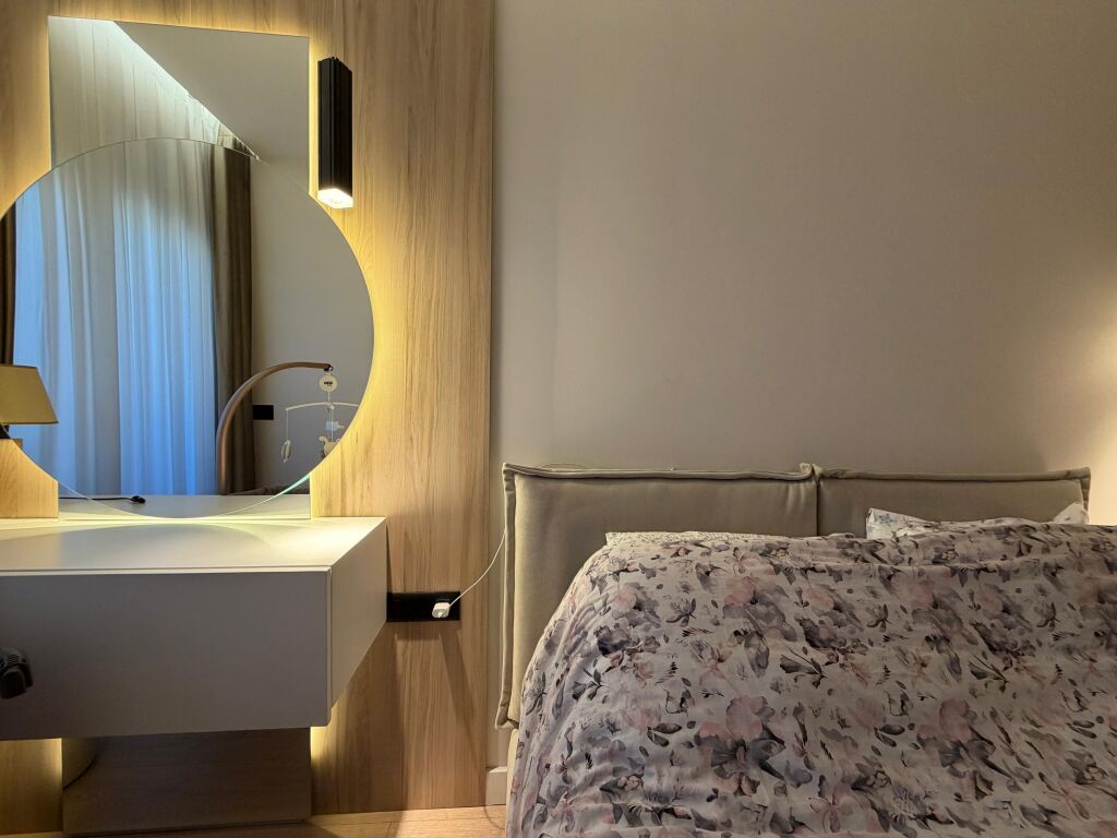 Shitet apartament 2+1+1 tualet  Golden Park Amerikan 3