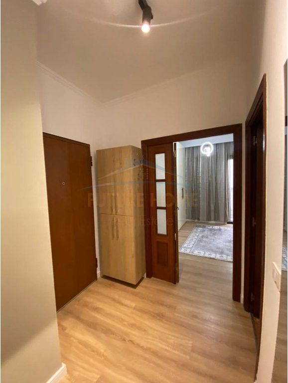Qira Apartament 1+1, Galeria, Rruga e Barrikadave​
