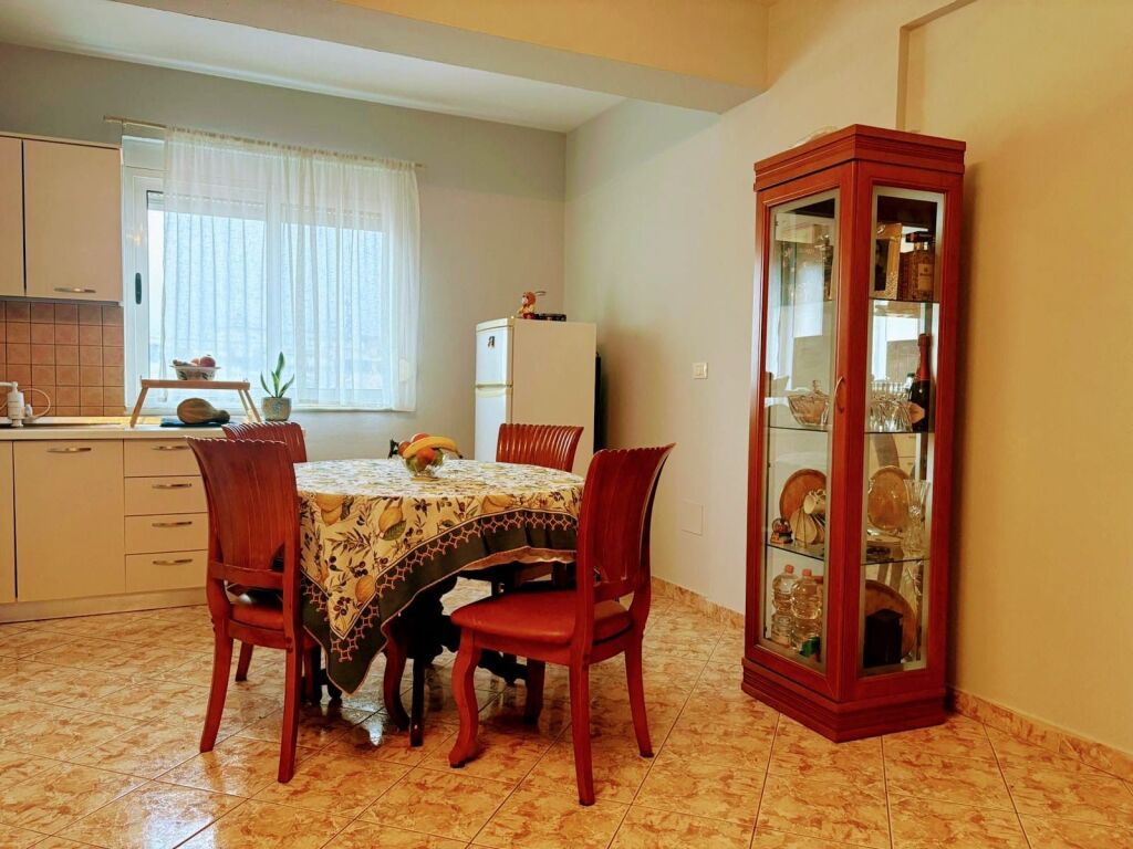 Appartamento 1+1+1 con Balcone in Affitto