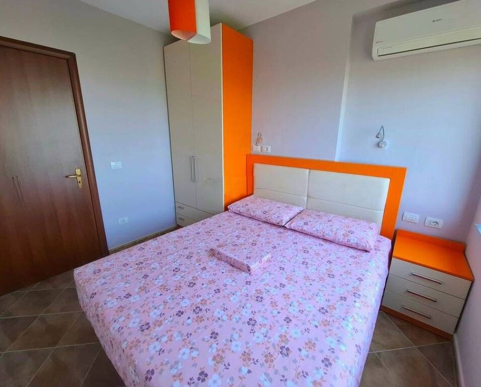 Shitet apartament 2+1 tek Mali i Robit Durres!