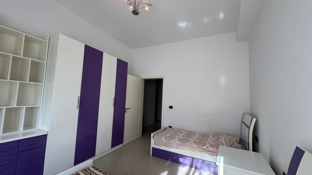 Apartament ne qender tirane