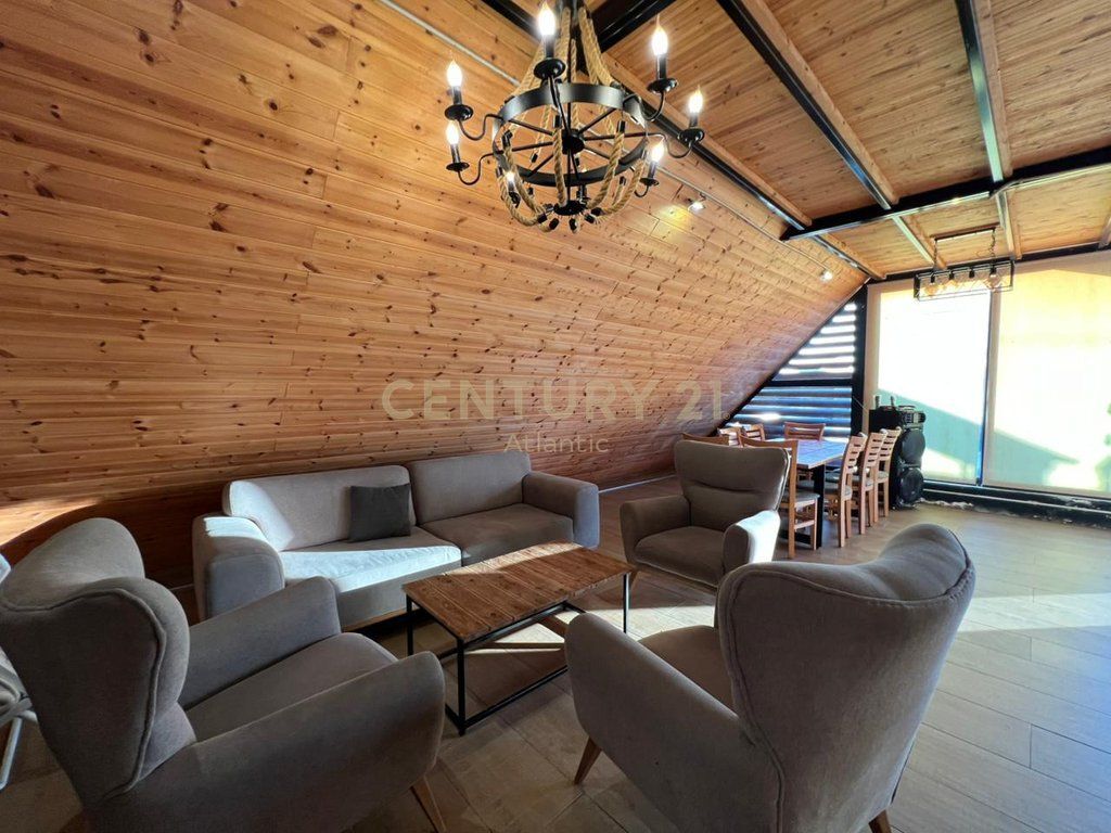 VILE ALPINE DRURI ME JACUZZI PER QERA NE SHKALLNUR DURRES !