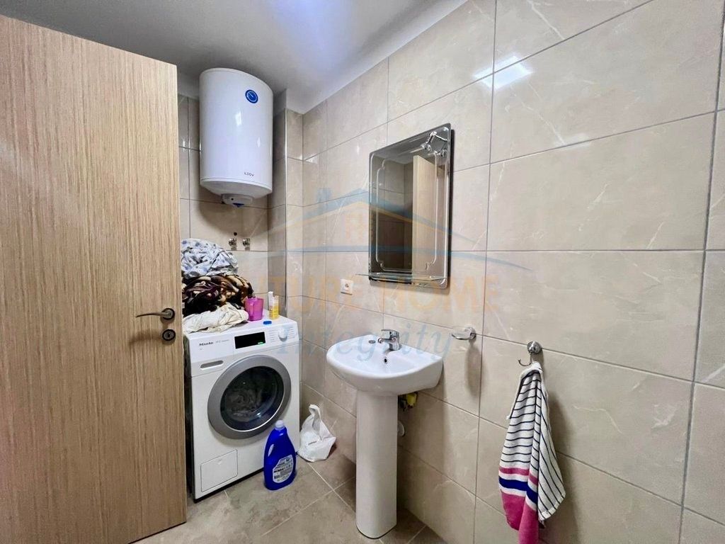 Rent,3+1 5 May street