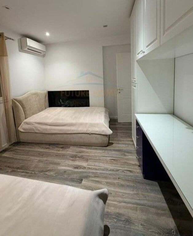 For sale, 2+1 Apartment Laprake, Tirana.