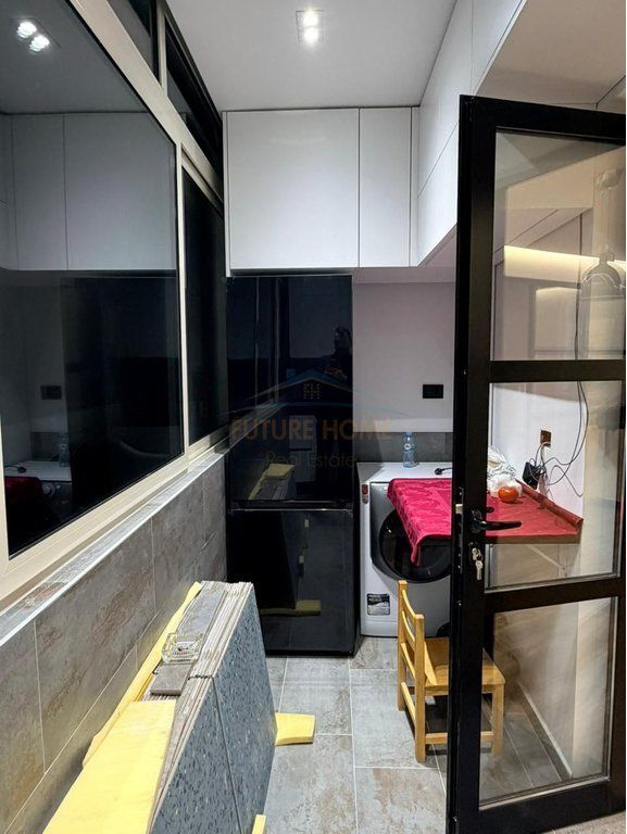 For sale, 2+1 Apartment Laprake, Tirana.