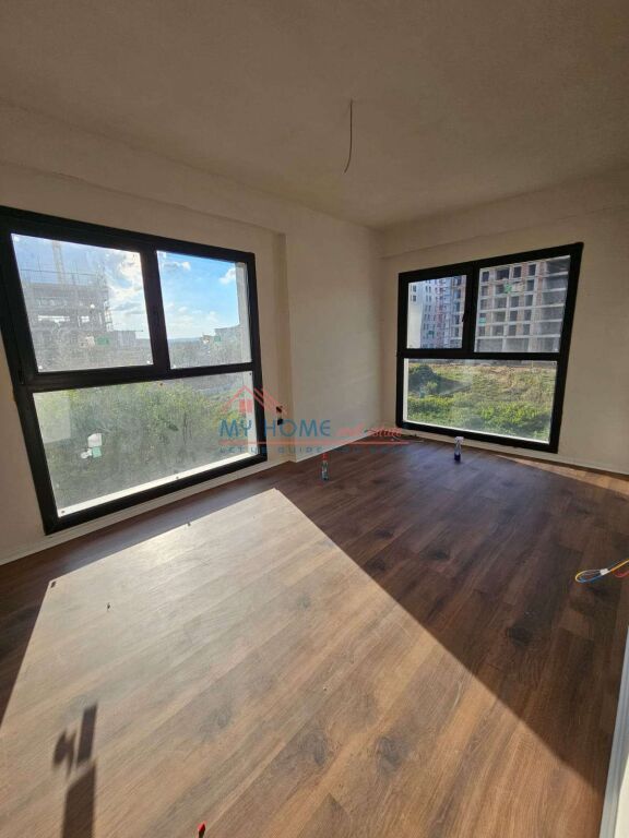 Apartament 2+1 ne Shitje Porcelan ne Tirane