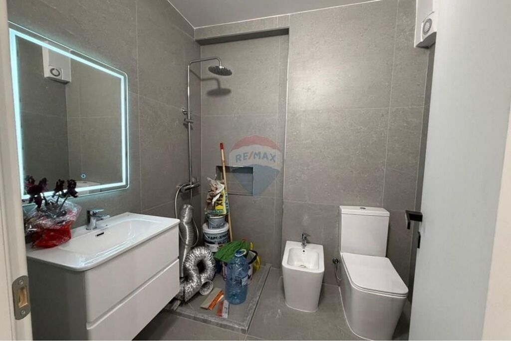 Apartament 1+1 ne Shitje,Uji i Ftohte ,Vlore