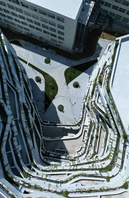 Spring Rezidencë Shitet Studio 56.8 M2.