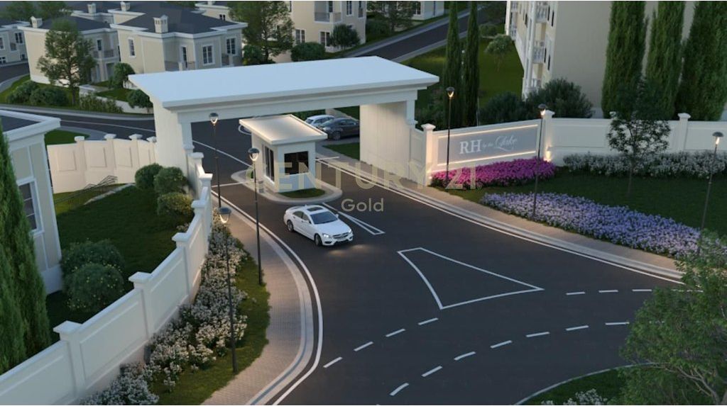 VENDIAMO VILLA INDIPENDENTE – ROLLING HILLS LAGO!! 700.000 €