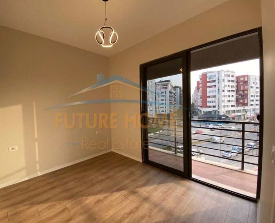 Shitet, Apartament 1+1, Unaza e Re