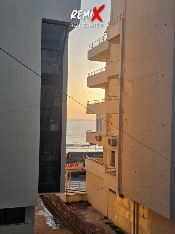 GARSONIERE PER SHITJE PRANË HOTEL ADRIATIK, PLAZH – DURRËS