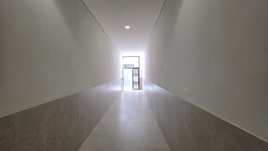 Apartament ne shitje 1+1 prane bar Urban