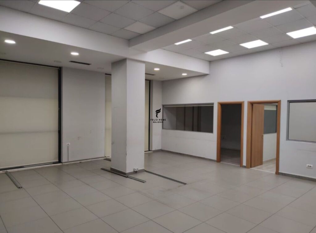 UFFICIO IN AFFITTO 108 M2 COMUNE DI PARIGI 120.000 LEKE FH-58945