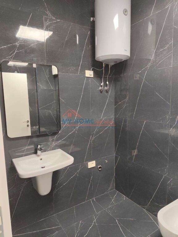 Office for rent Mine Peza Street in Tirana