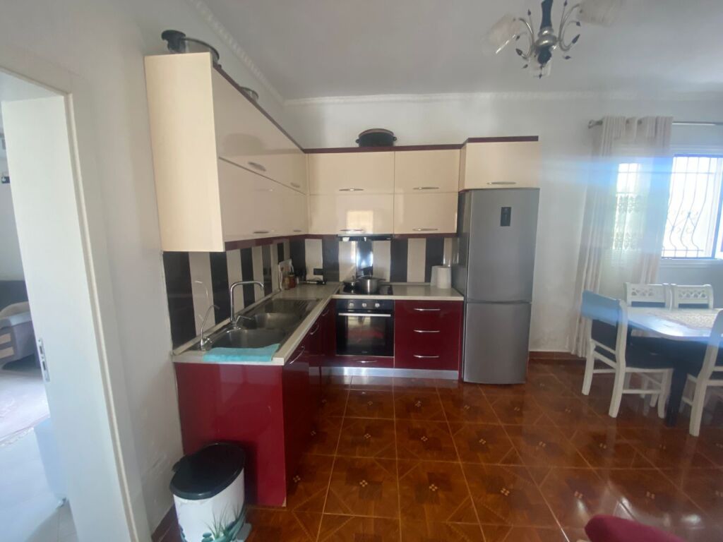 Shitet Banesa Private