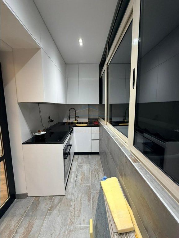 For sale, 2+1 Apartment Laprake, Tirana.