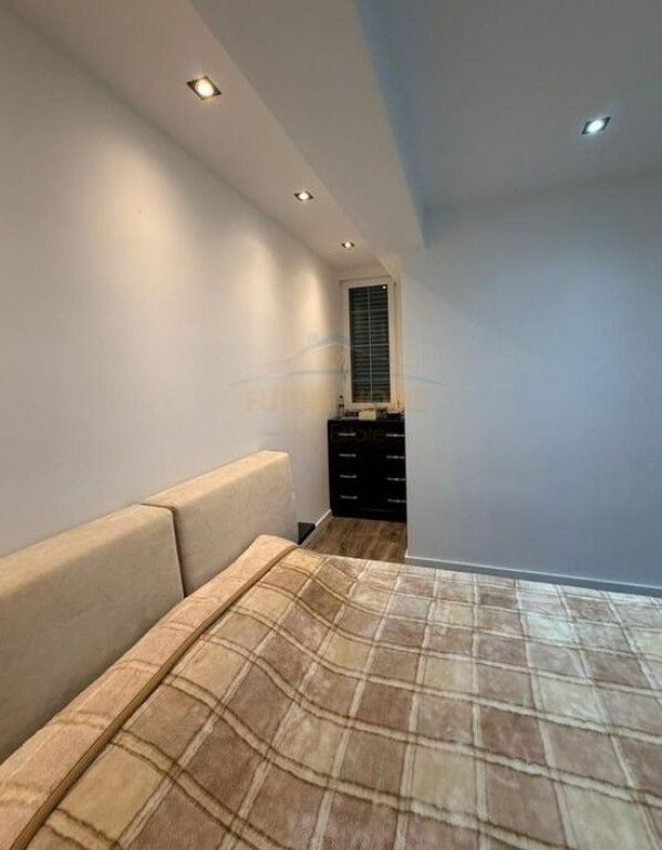 For sale, 2+1 Apartment Laprake, Tirana.