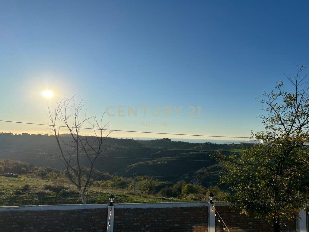 VILE ALPINE DRURI ME JACUZZI PER QERA NE SHKALLNUR DURRES !