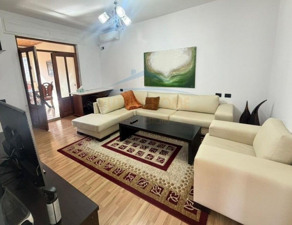 Rent, Apartment 2+1+Veranda, Dibrës Street