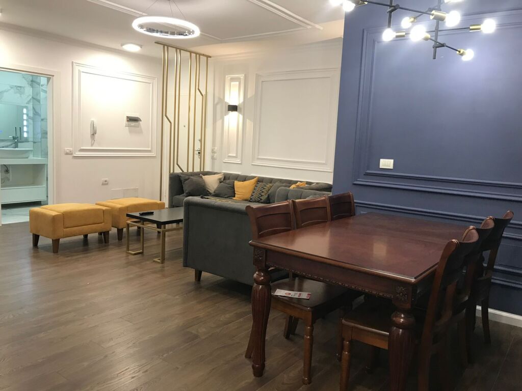 Shitet Apartament 3+1+2 në Qendër të Durrësit