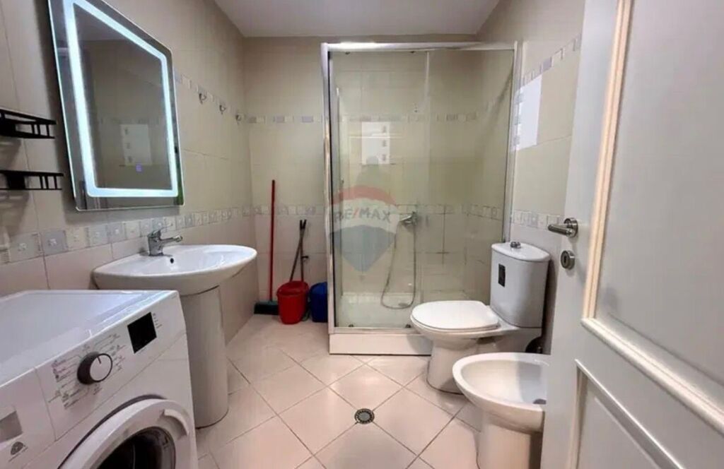 Appartamento - In Vendita - Complesso Colombo, Tirana