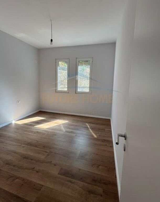 Shitet, Apartament 2+1+2, Rruga e Dajtit, Fresk