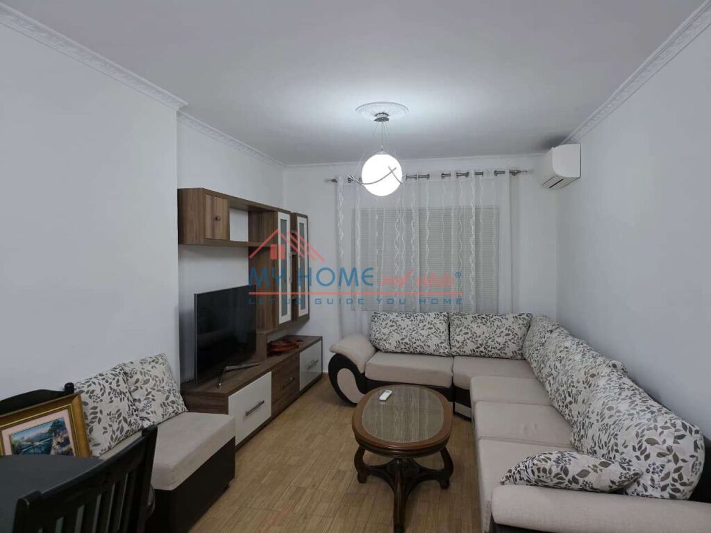 Apartamenti 4+1+2 me qira tek Rruga Mine Peza Tirane