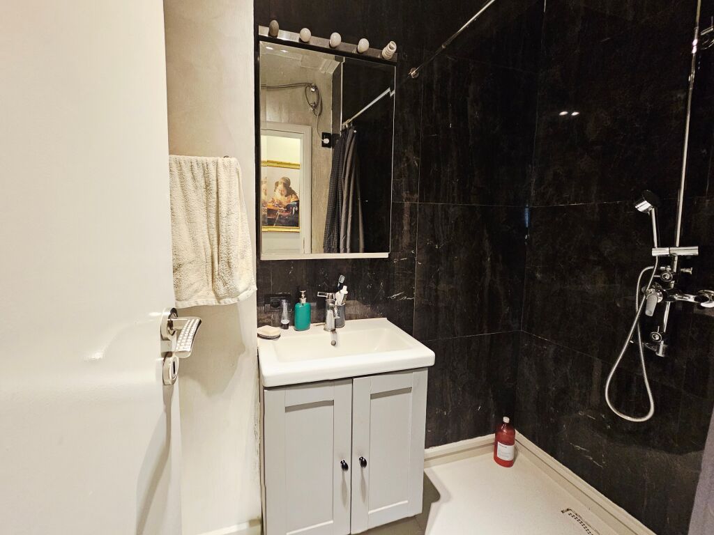 3+1 ne shitje te Magnet