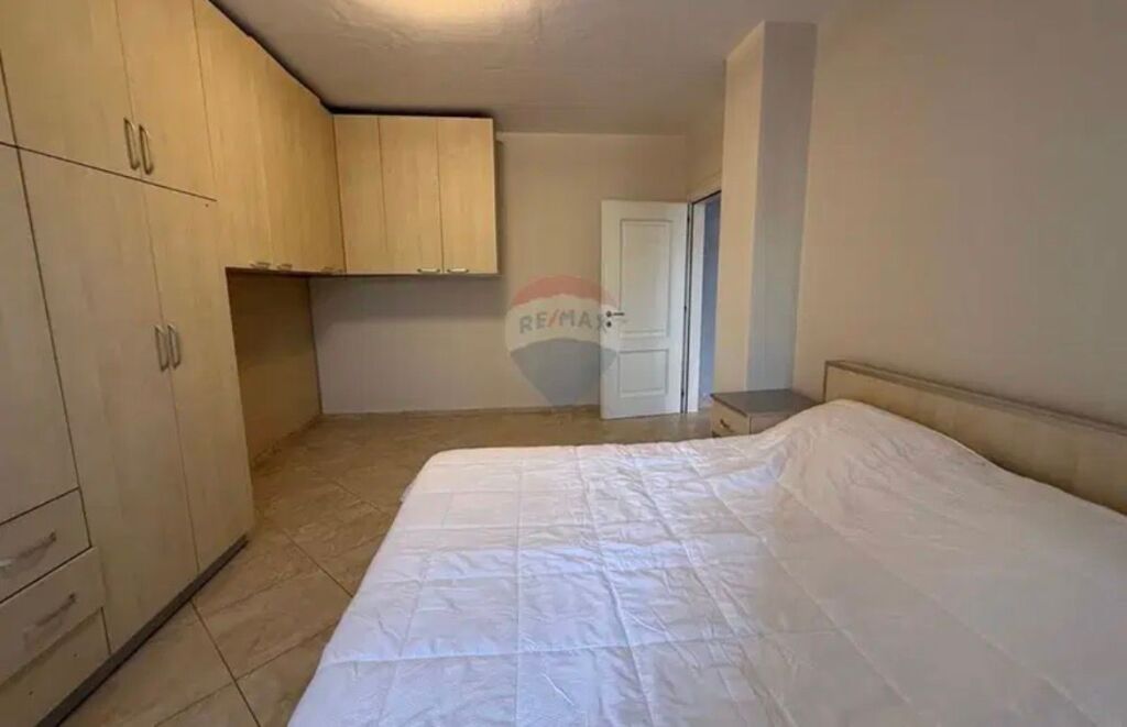 Appartamento - In Vendita - Complesso Colombo, Tirana