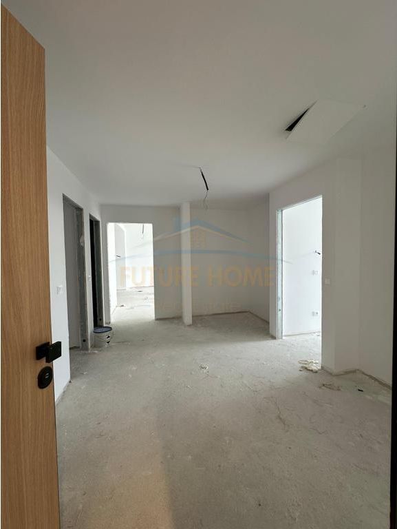 Affitto, Appartamento 3+1+2 (Per Ufficio) , Stadio Air Albania, Tirana