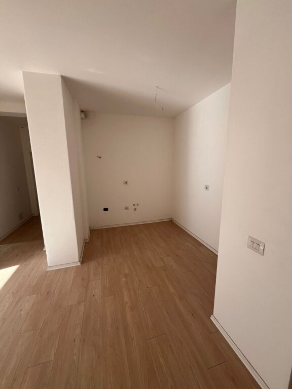 VENDESI APPARTAMENTO 2+1+2 - Stavri Themeli