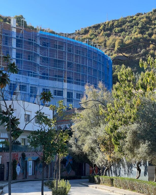 Triplex 3+1+3+veranda for sale📍Kodra Diellit