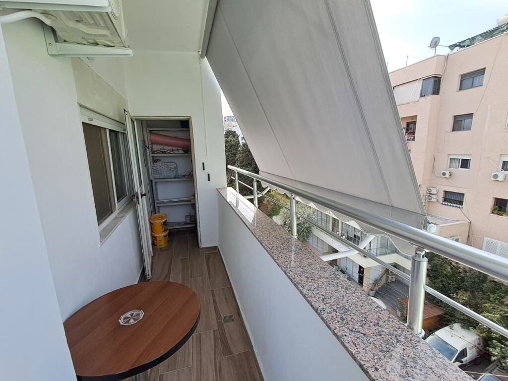🏡 Jepet me qira apartament 2+1 në qendër të Durrësit, pranë Muzeumit