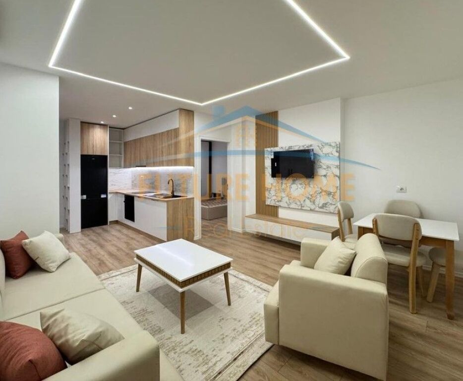 Shitet, Apartament 1+1, Rruga Fortuzi