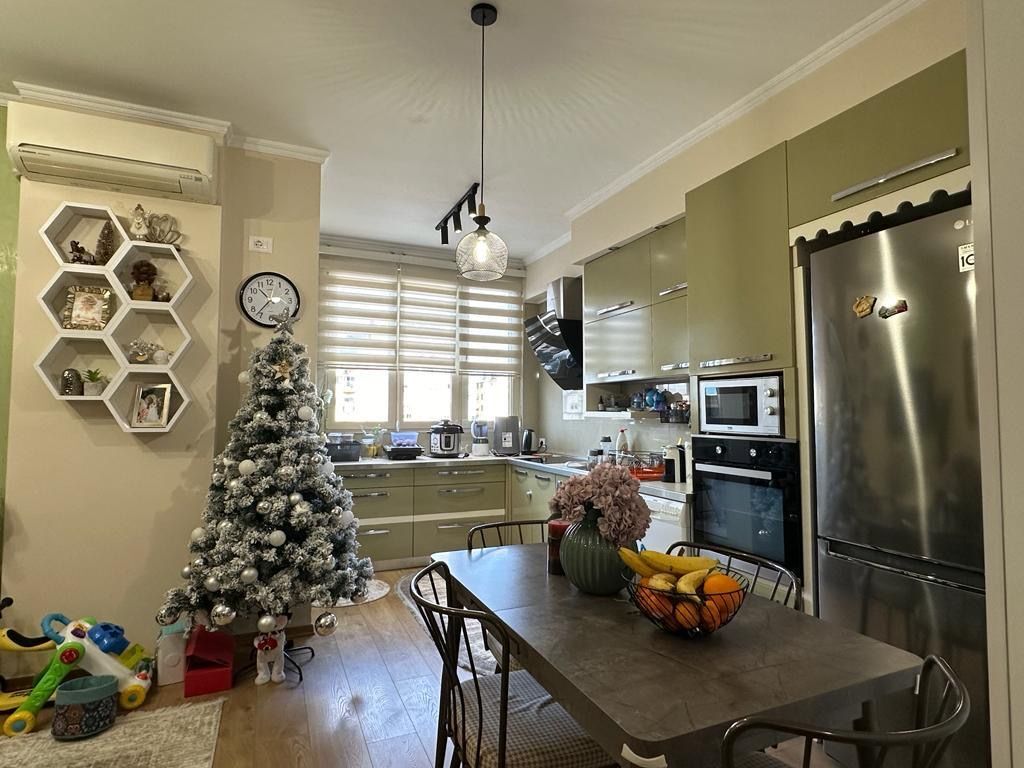 Qera Apartament 1+1+parkim