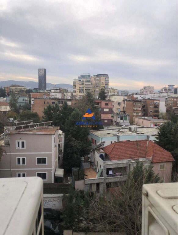 IN VENDITA APPARTAMENTO 3+1+2 BALCONI "RRUGA E ELBASANIT" 340.000 EURO (TRATTABILE)