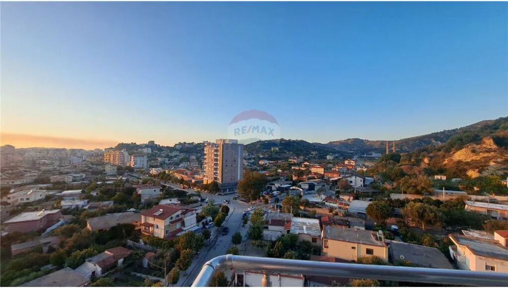 Apartament ne shitje 2+1+2 , Rr. Zenel Murra