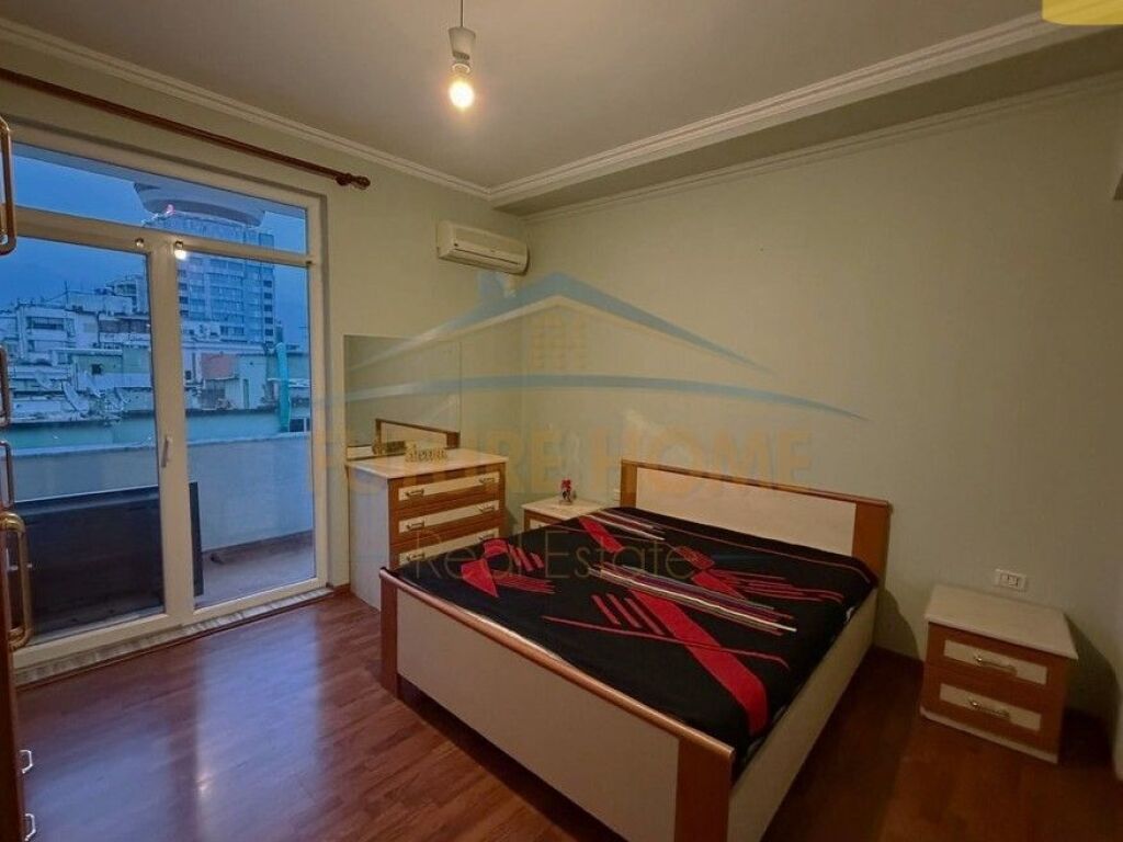 Shitet, Apartament 2+1, Bllok