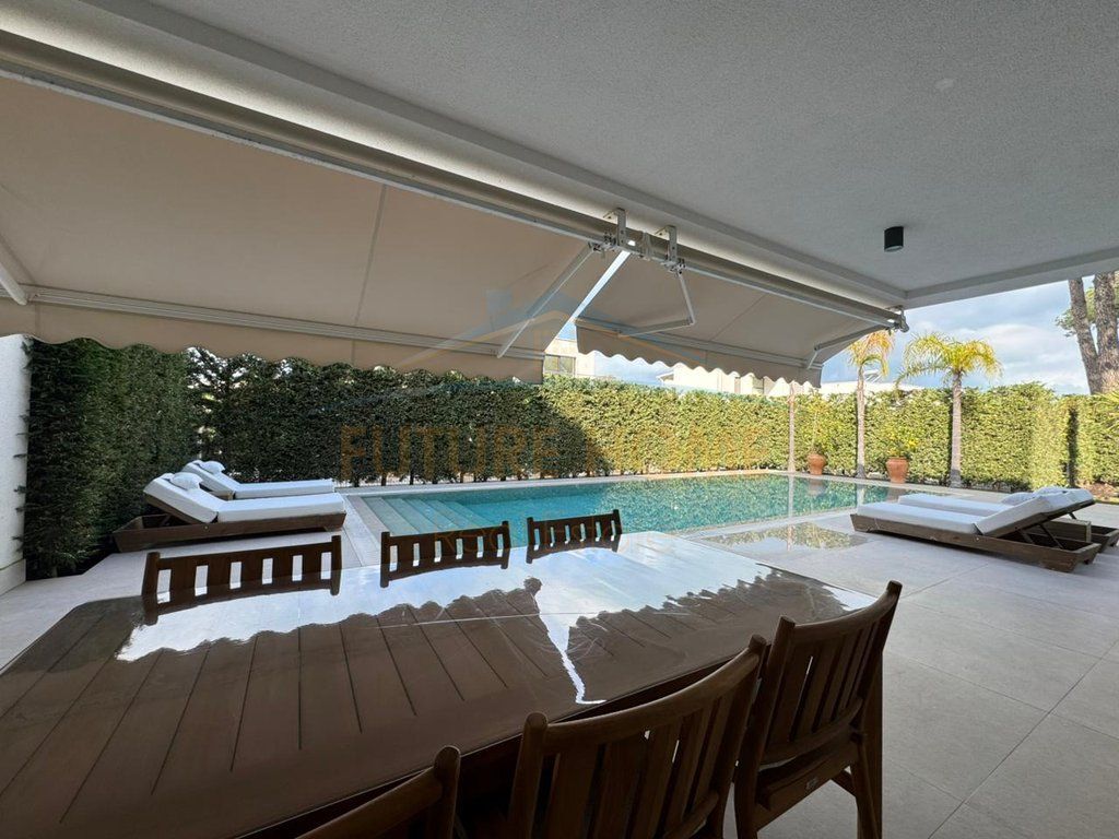 Shitet, Vilë e Bashkangjitur, "San Pietro Residence", Gjiri I Lalëzit