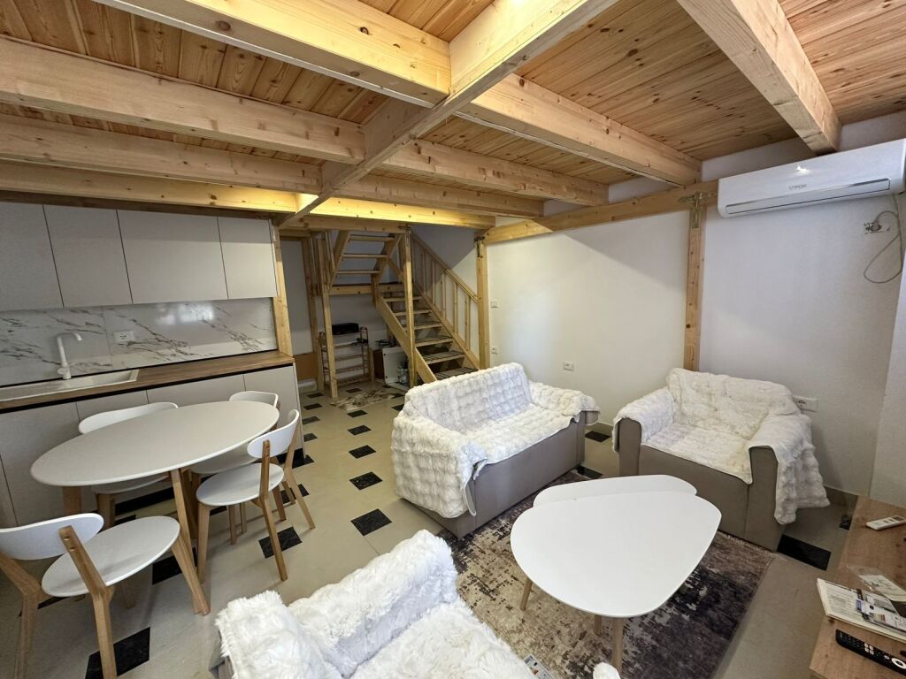 2 Duplex apartments for rent – Ideal for Airbnb or residence