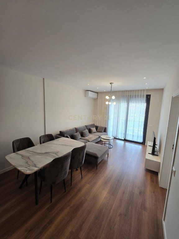 🏡 Apartament 1+1 me qira – Spitali i Kafsheve, Tiranë!!