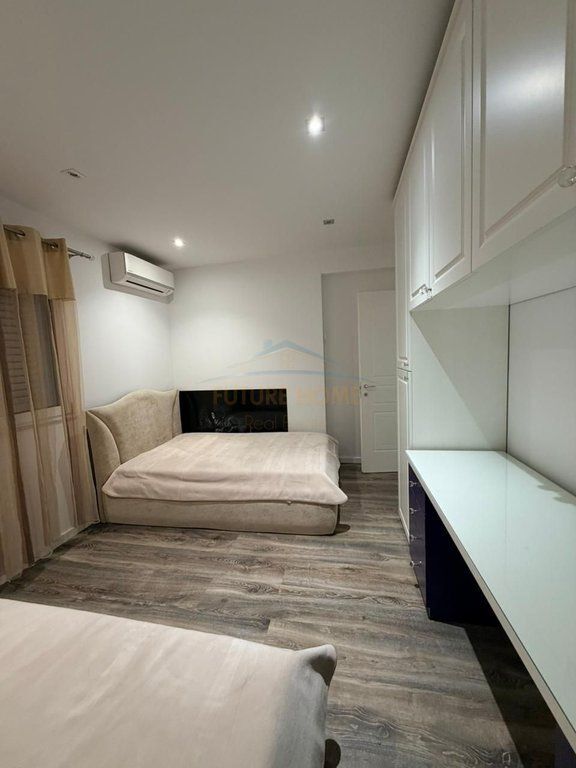 For sale, 2+1 Apartment Laprake, Tirana.